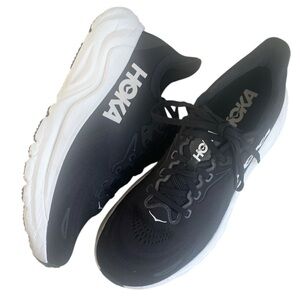 HOKA Arahi 8 jacquard-knit black & white stability running shoes size 10 1/2 D